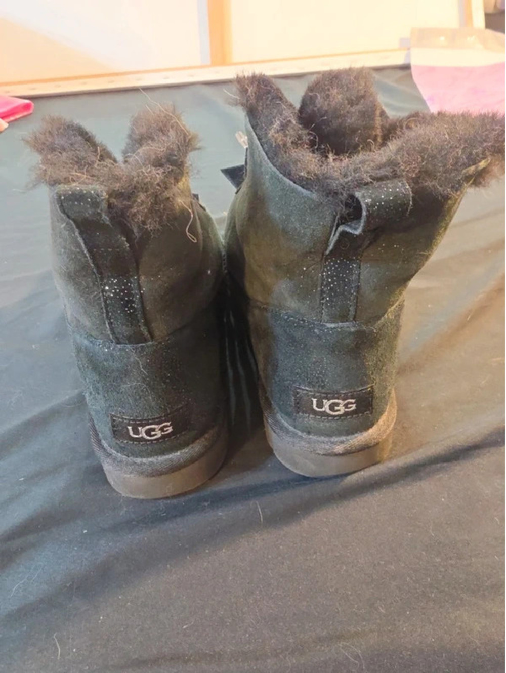 Bow uggs